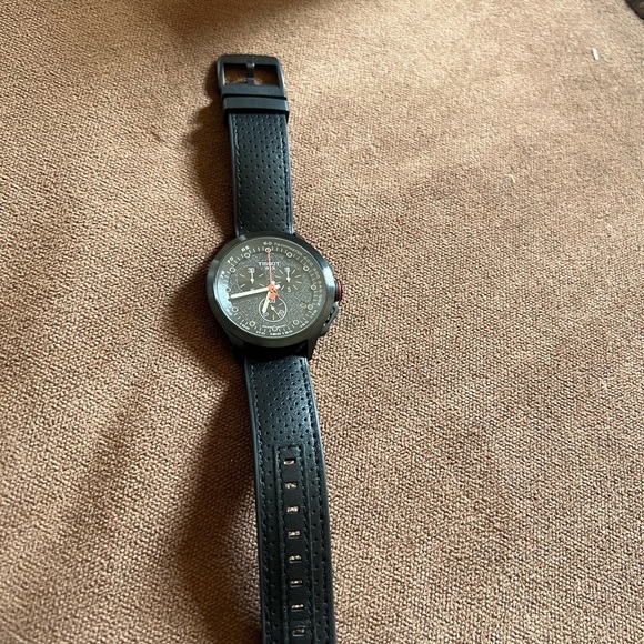 Tissot Watch NWB and authentication card - Picture 4 of 7